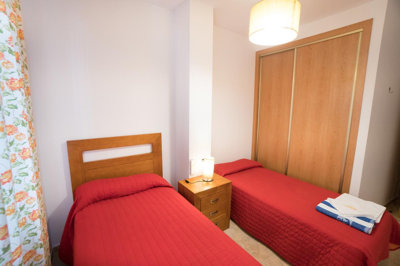Apartamentos Manuel Martin Nerja Ngoại thất bức ảnh