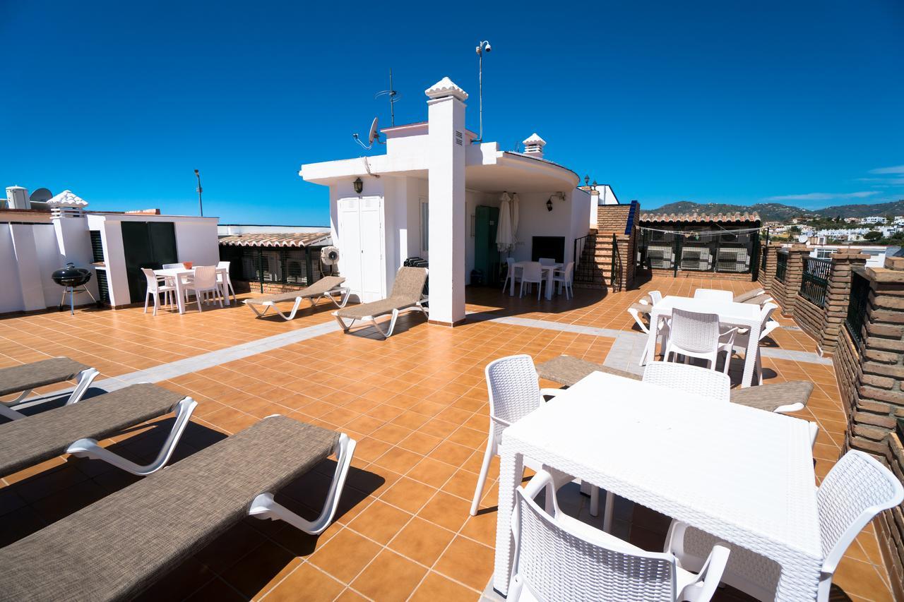 Apartamentos Manuel Martin Nerja Ngoại thất bức ảnh
