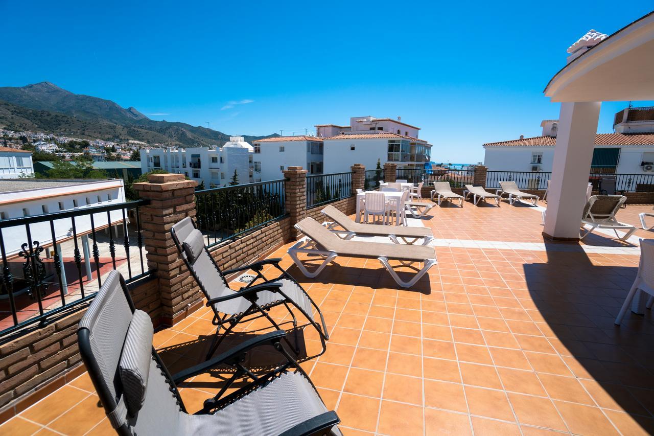 Apartamentos Manuel Martin Nerja Ngoại thất bức ảnh