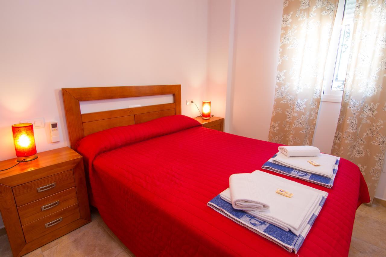Apartamentos Manuel Martin Nerja Ngoại thất bức ảnh